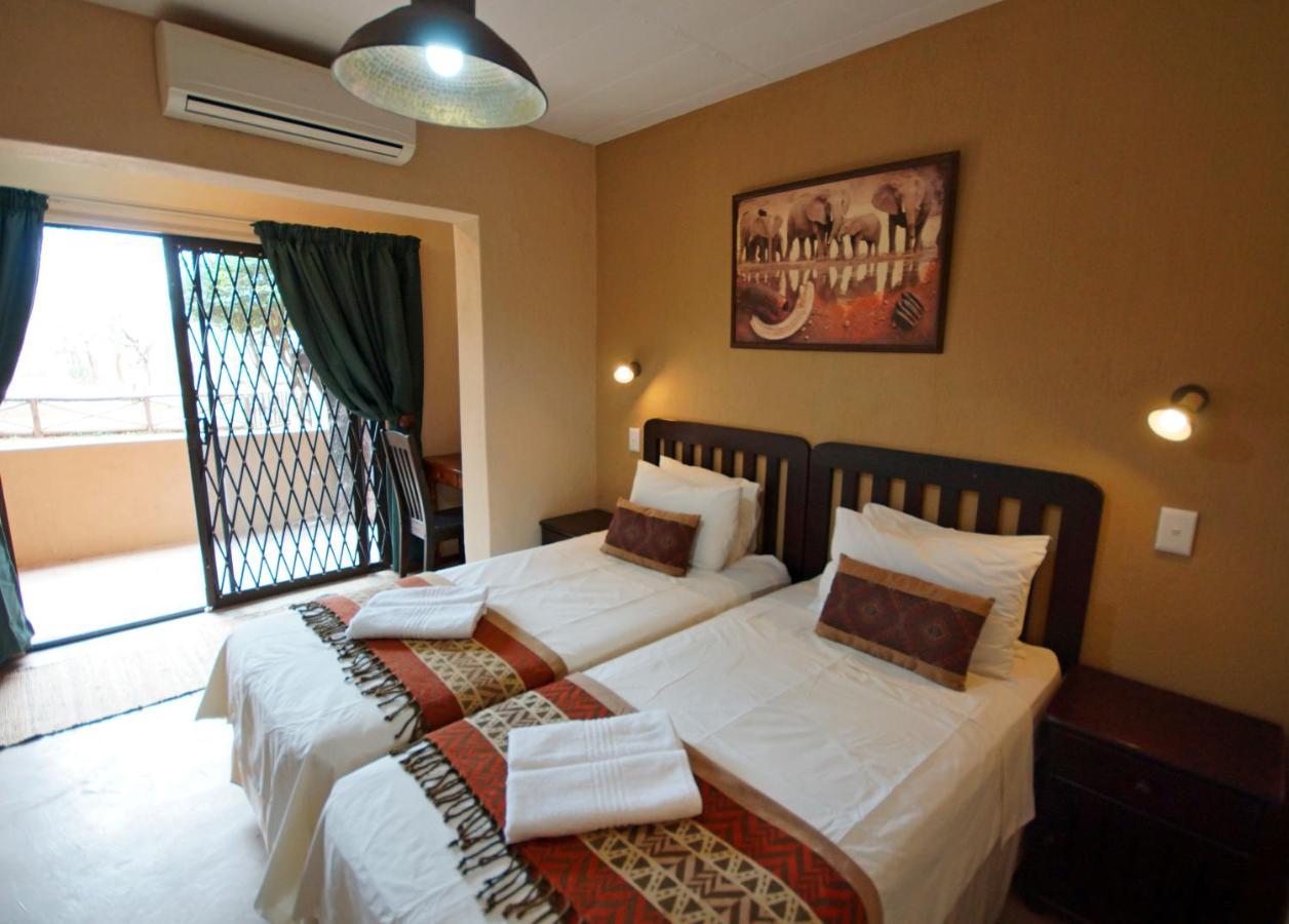 Tau @ Kruger Villa Marloth Park Ngoại thất bức ảnh